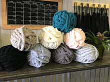 10/12/2019 (6:00pm) Cozy Knit Blanket Workshop - Bluffton